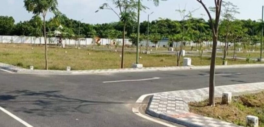 Plot for sale in Kelambakkam