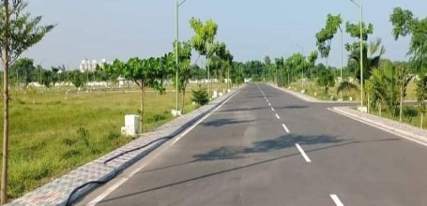 Plot for sale in Kelambakkam