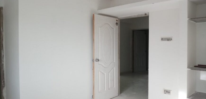989 sft 2 BHK FLAT FOR SALE PORUR