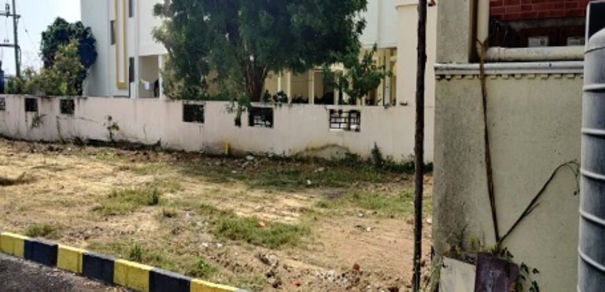 plot sale at semmencheri