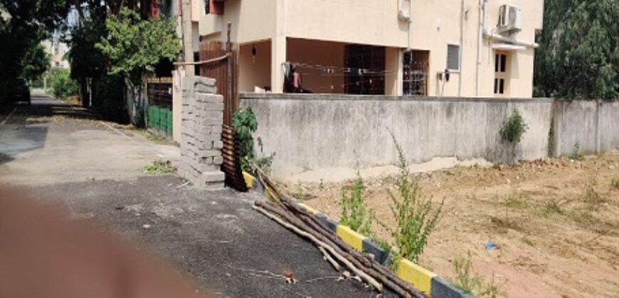 plot sale at semmencheri