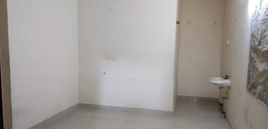 Flat for rent in sembakkam