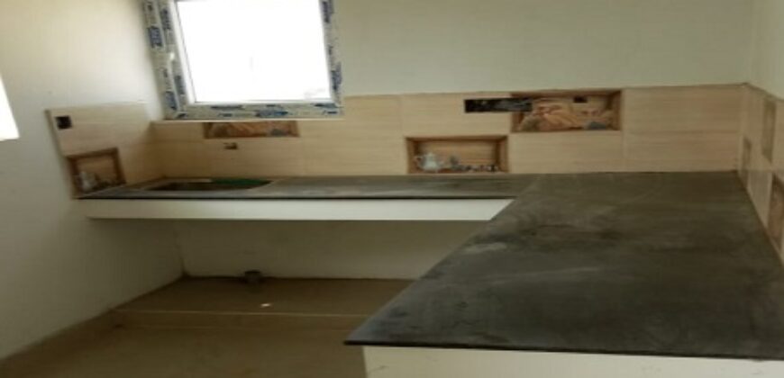 FLAT FOR SALE in thoraipakkam