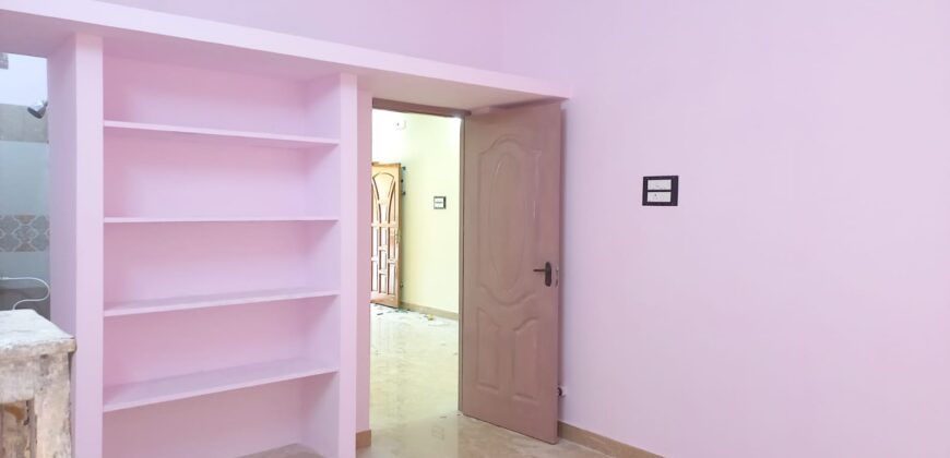 1030 SFT , 2 bhk villa for sale in sithalapakkam
